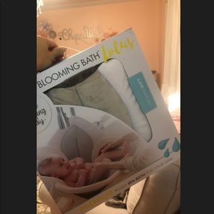 Blooming Baby Bath!! 🌼